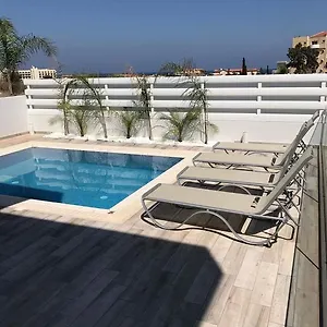 Kitsios With Private Pool No2 Holiday home